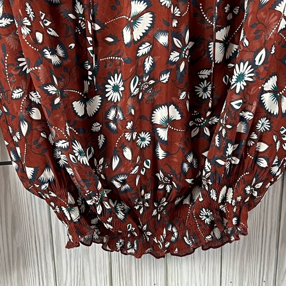 Express Floral Tunic, Gathered Ballerina V-Neck - Picture 3 of 5